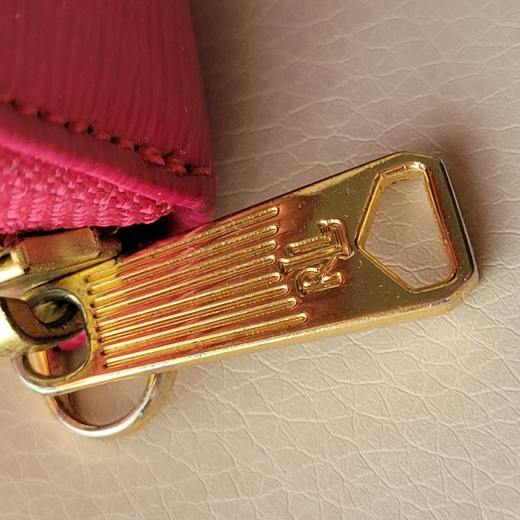 Lauren Ralph Lauren Pink Wallet Card Case ~ VGUC ~ Missing Strap ~ Leather? - Picture 8 of 14